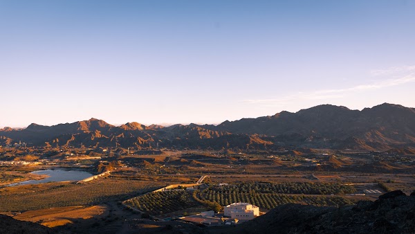 Hatta Sign 3