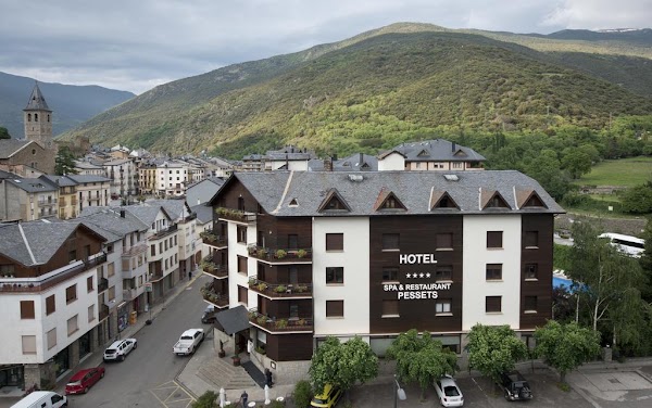 Hotel Pessets Restaurant & Spa