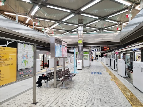 Senri-Chuo 5