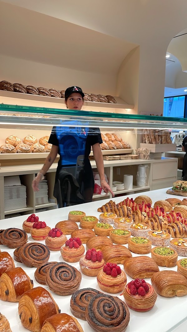 Amadeus Patisserie 4