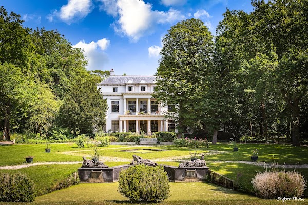 De Tempel estate