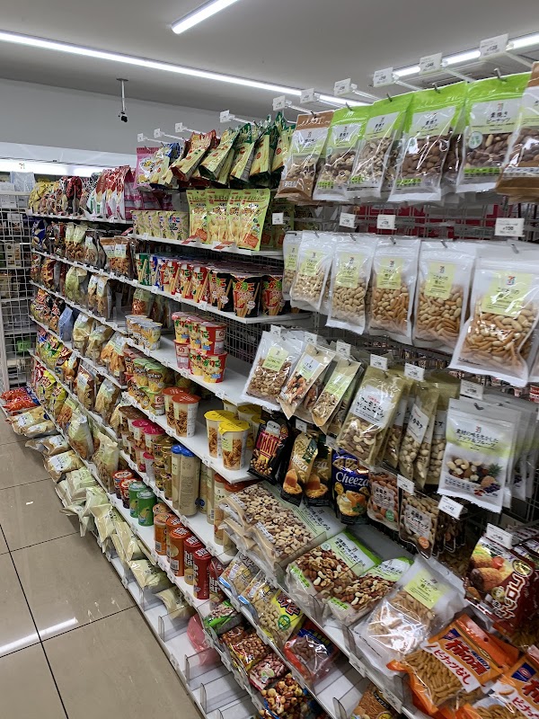 7-Eleven Kokura Komemachi 5