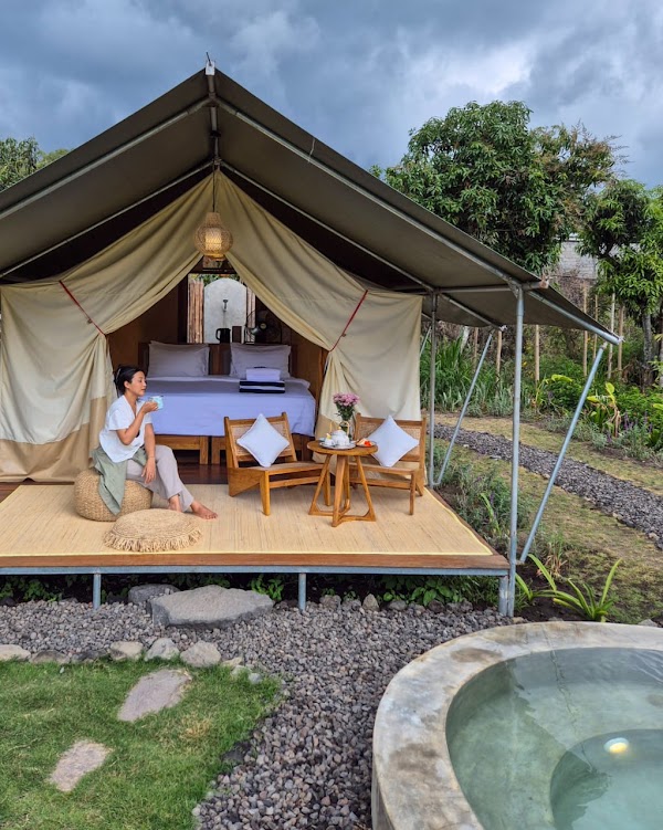 Desa Air Hot Springs & Glamping