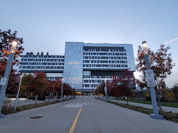 Hennick Bridgepoint Hospital 4