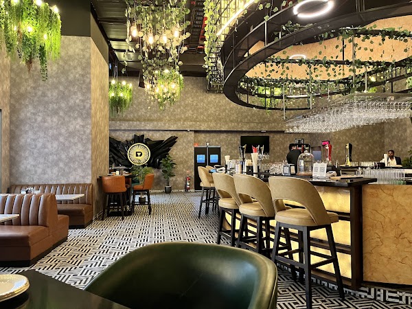 Destini Night Club Ecity (Destini Bar & Kitchen )