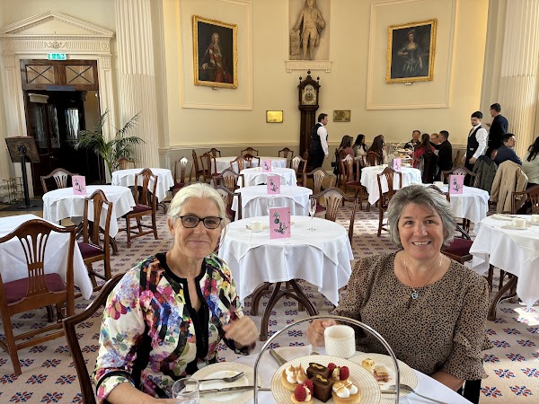 The Pump Room Restaurant 5