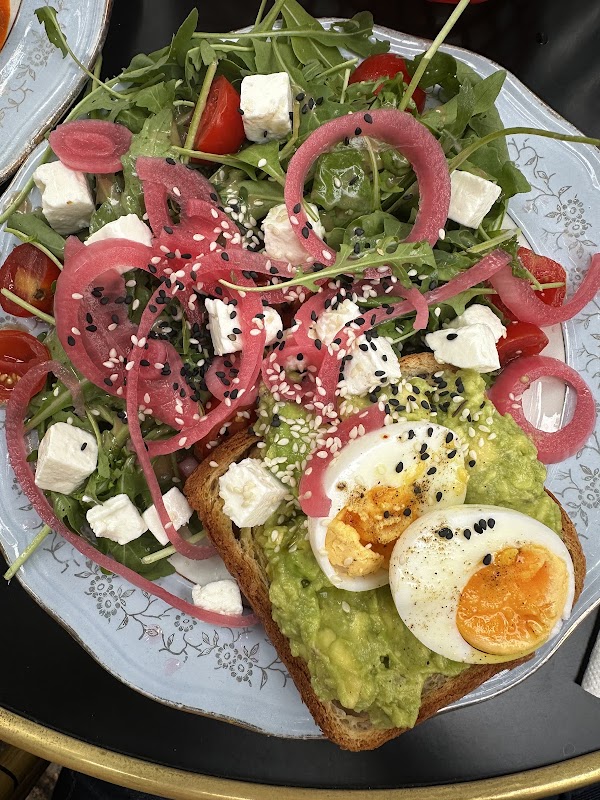 Le Petit Bistrot Place Richelme 4