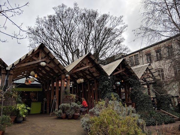 Dalston Eastern Curve Garden 4