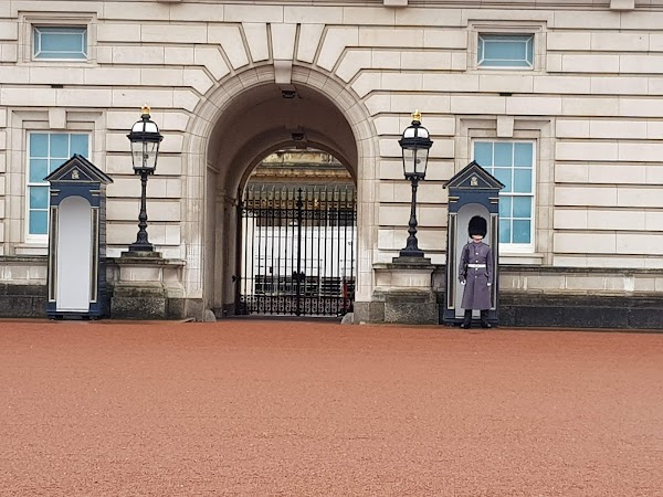 Buckingham Palace 3