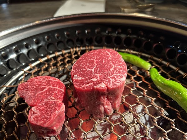Tteurak Korean BBQ (뜨락 프리미엄 한우구이) 2
