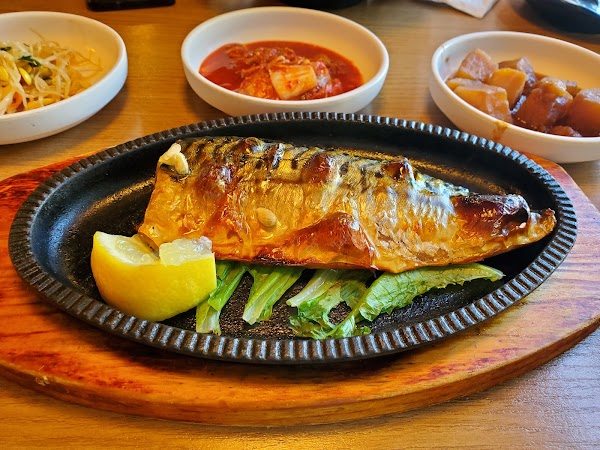 Cherry's Food House 5
