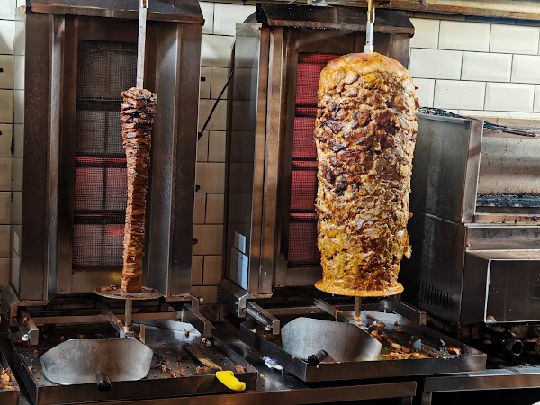 Shawarma Hut - Restaurant Elephant and Castle 3