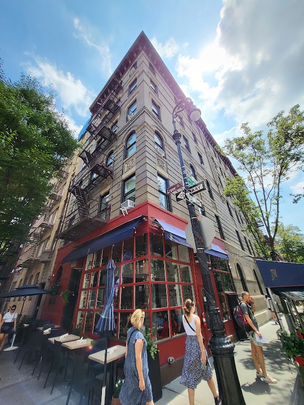 Apartment Building from the TV Show Friends 2