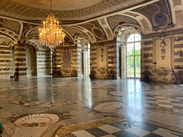 New Palace 2