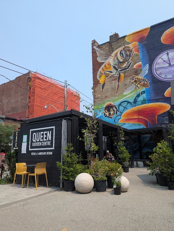 Queen Garden Cafe 4