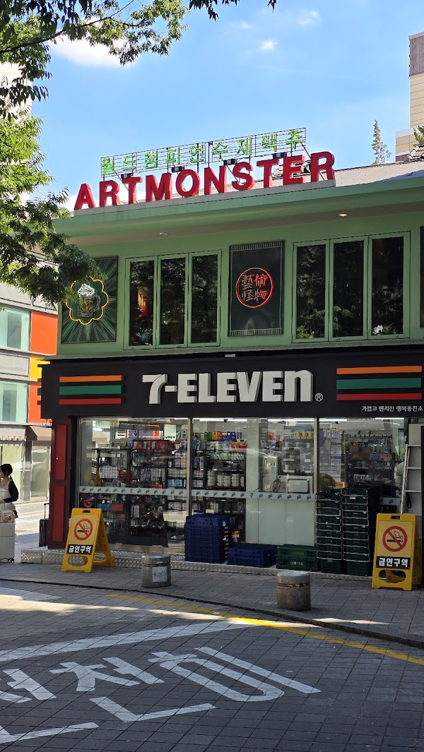 7-Eleven Myeongdong Station 4