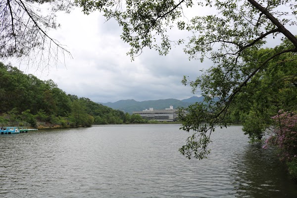 Takaragaike Park 5