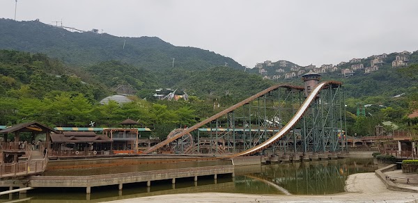 OCT East Water Park