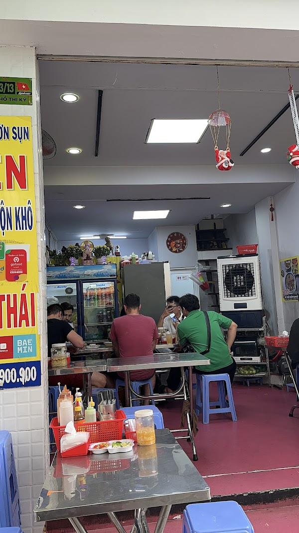 HỦ TIẾU SƯỜN SỤN