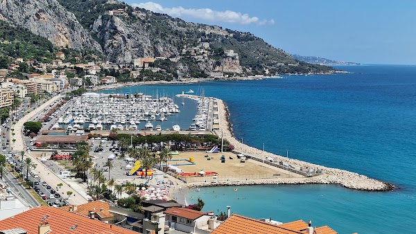 Vieux Port de Menton 2