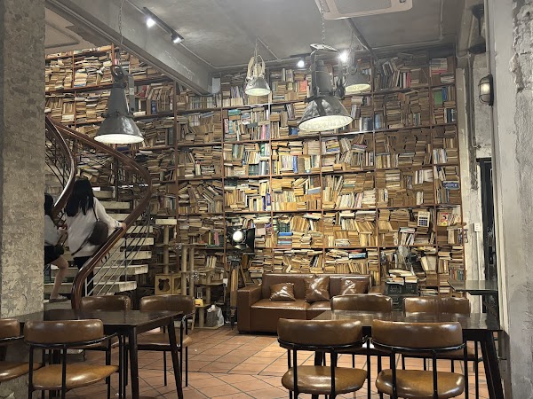 Nhâm Café 4