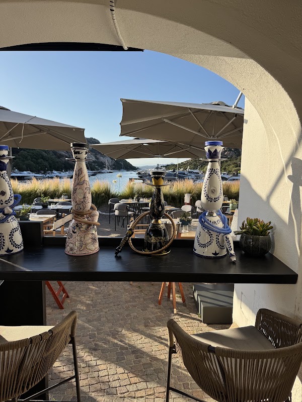 Caffe della Piazza, Poltu Quatu 1