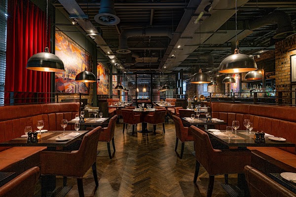 Dakota Edinburgh | Bar & Grill 1