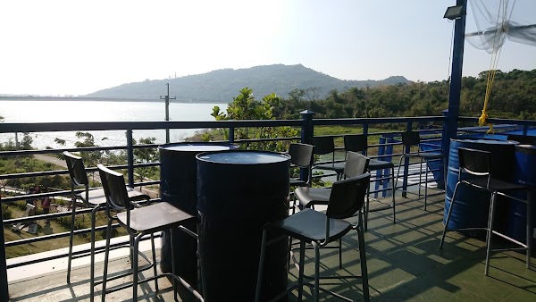 Woye Shan Qiu Restaurant 1