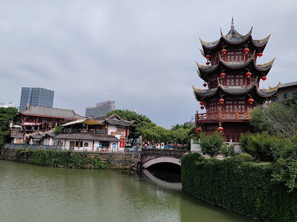 Baihuatan Park
