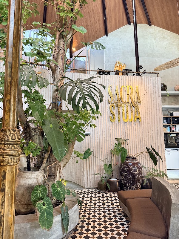 Sacra | Stuja Ubud