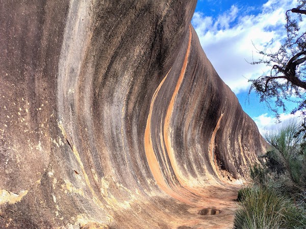 Elachbutting Rock