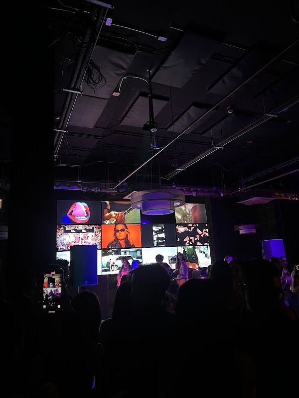 PINK NIGHTCLUB 3