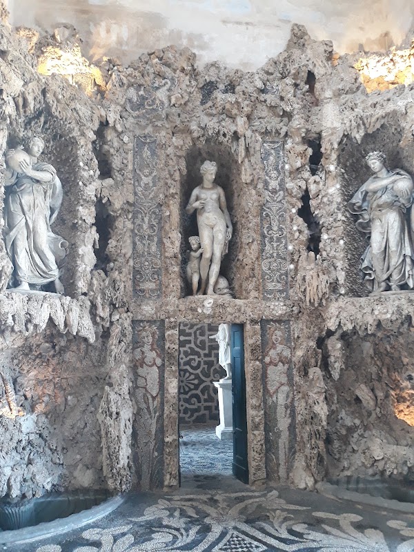 Milan 2