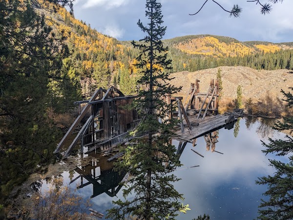 Reiling Dredge Trailhead Parking 1
