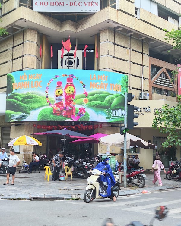 Chợ Hôm - Đức Viên