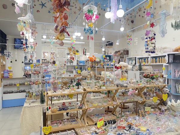 고래서이뻐 해운대구남 (Pretty Whale Gift Shop Haeundae Gunam) 3