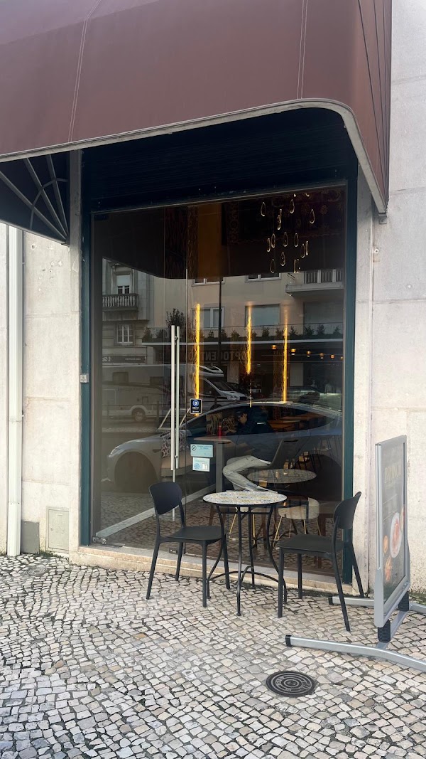 Diora Brunch & Restaurant
