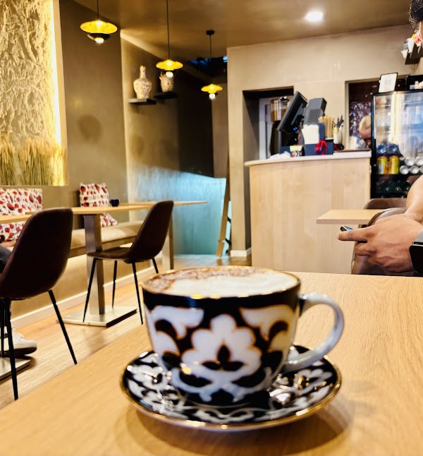 Diora Brunch & Restaurant 2