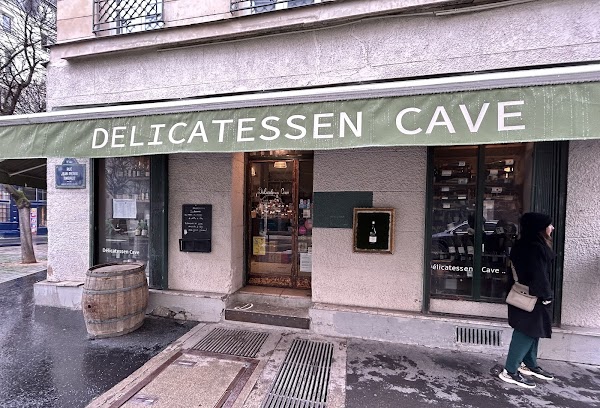 Delicatessen cave