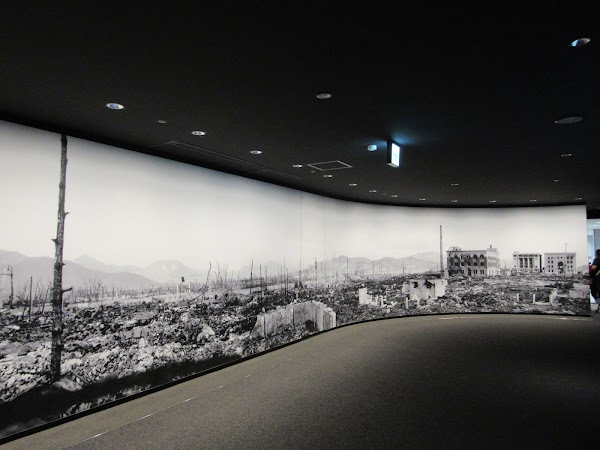 Hiroshima Peace Memorial Museum 2
