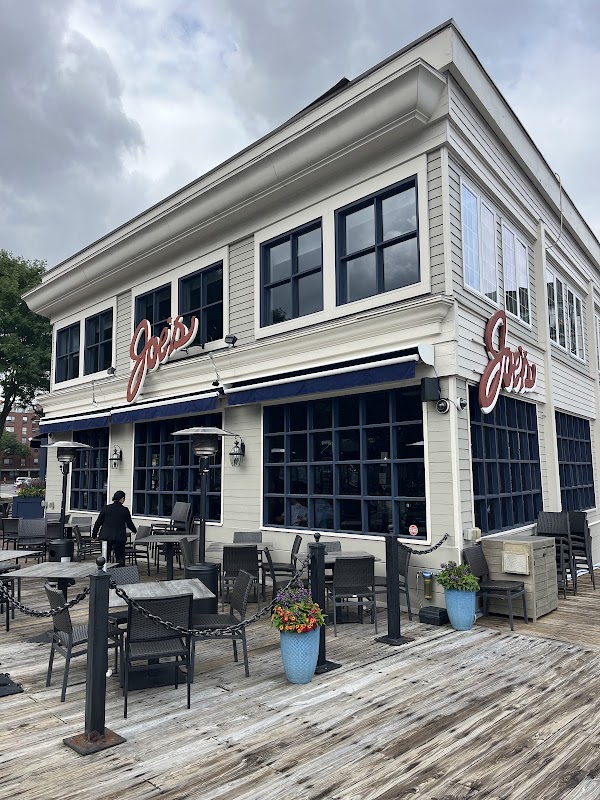Joe's Waterfront 4