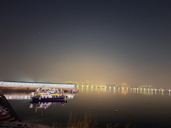 Oido Red Lighthouse, Gyeonggi-do 3