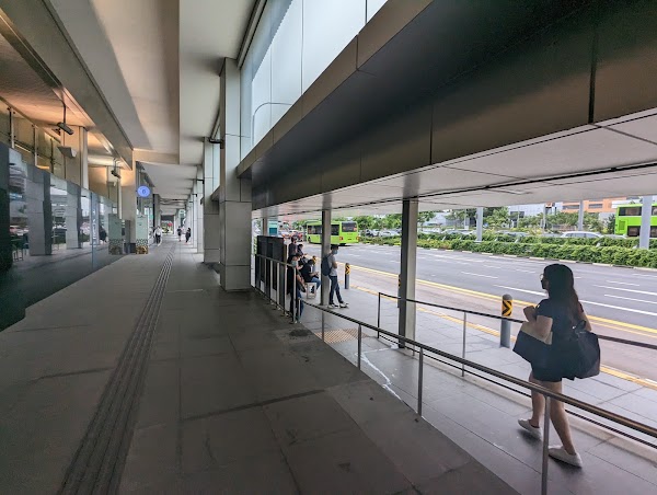 Outram Pk Stn Exit 4