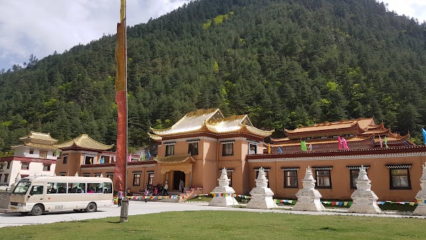 Jiuzhaigou County 3
