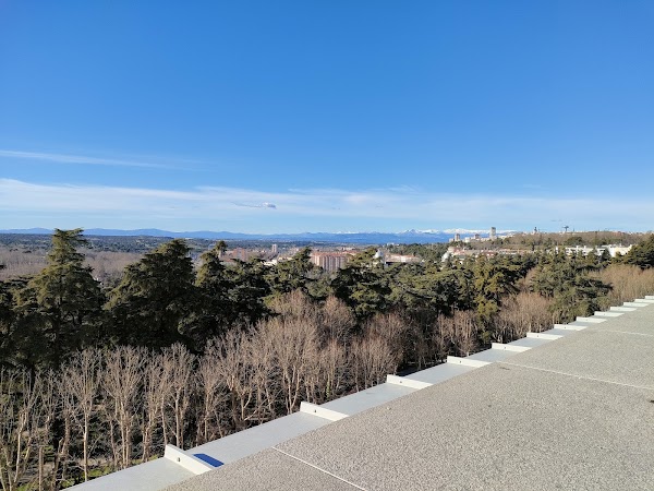 Royal Palace’s Ledge Viewpoint 3