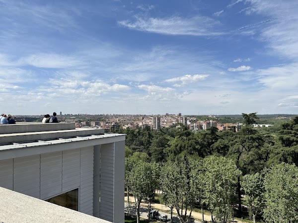 Royal Palace’s Ledge Viewpoint 2