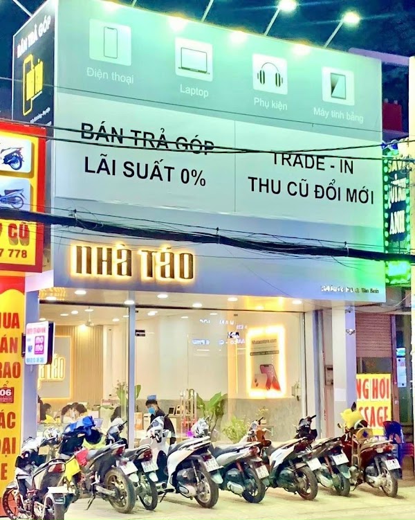 Nhà Táo Store