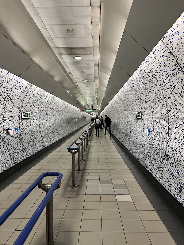 Green Park Station 5