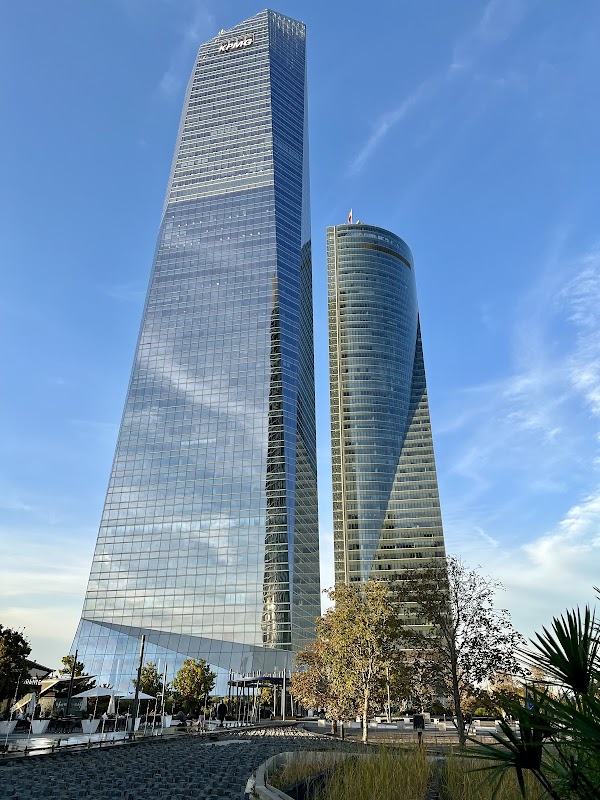 Cuatro Torres Business Area