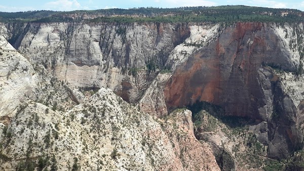 Zion Canyon Scenic Drive 4
